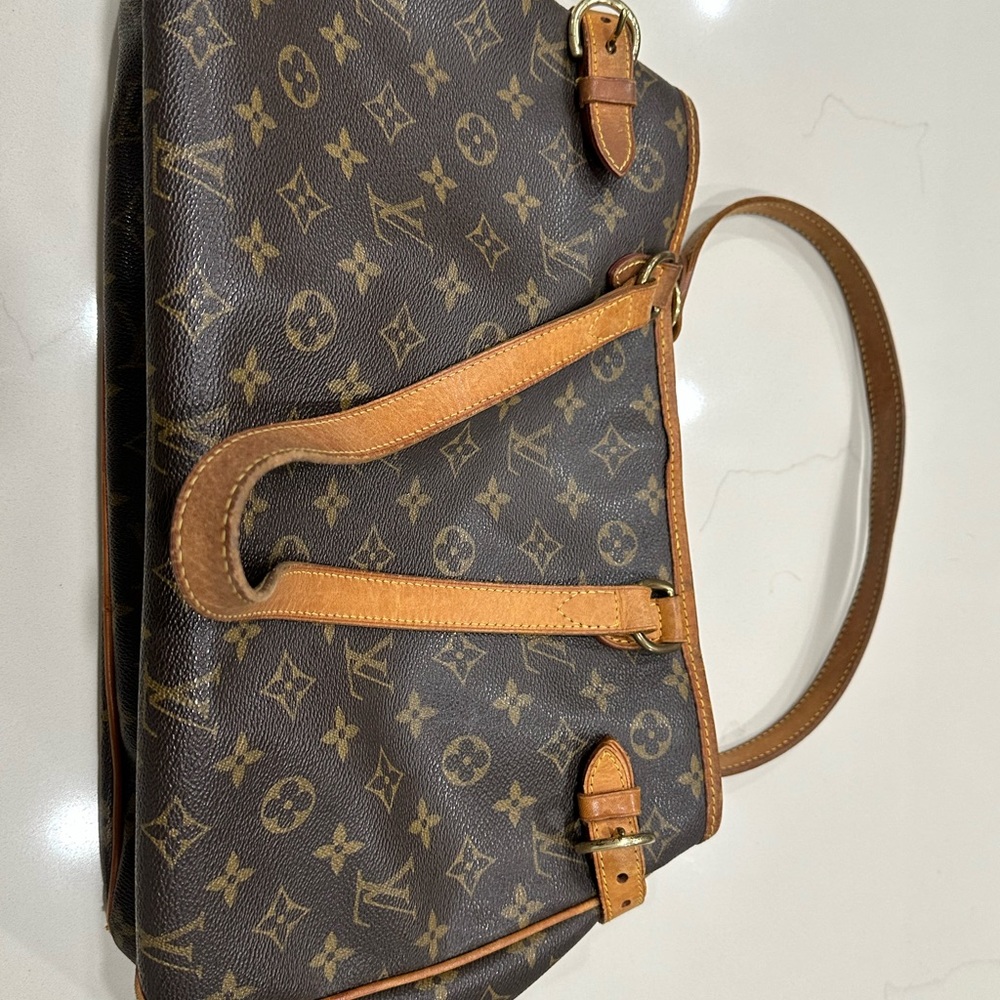 Guaranteed Authentic Luis Vuitton Batignolles - image 4